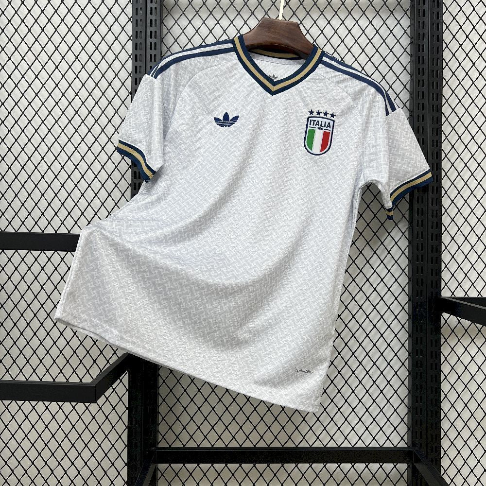 Italy Away 26