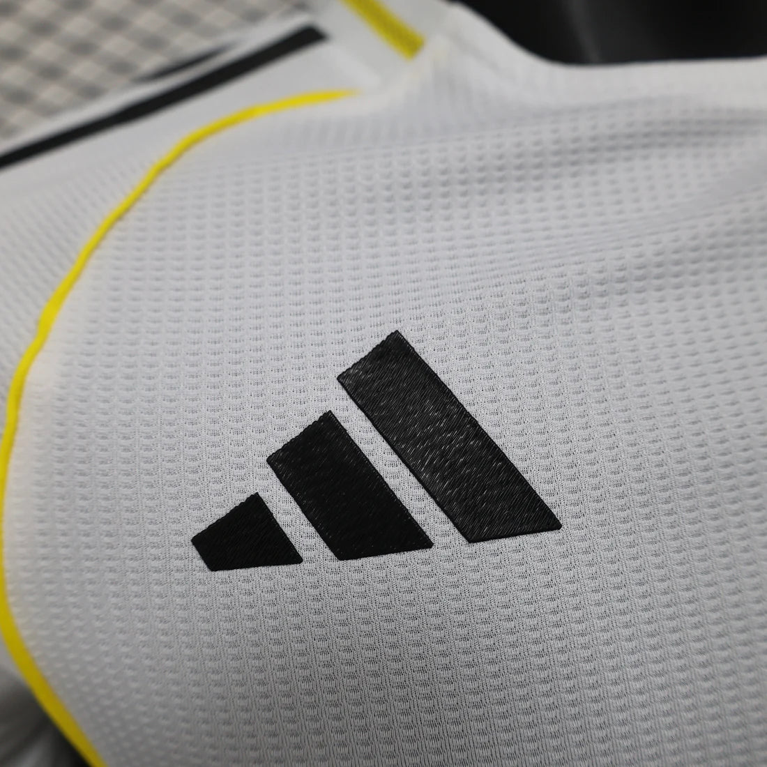 Real Madrid Home 26