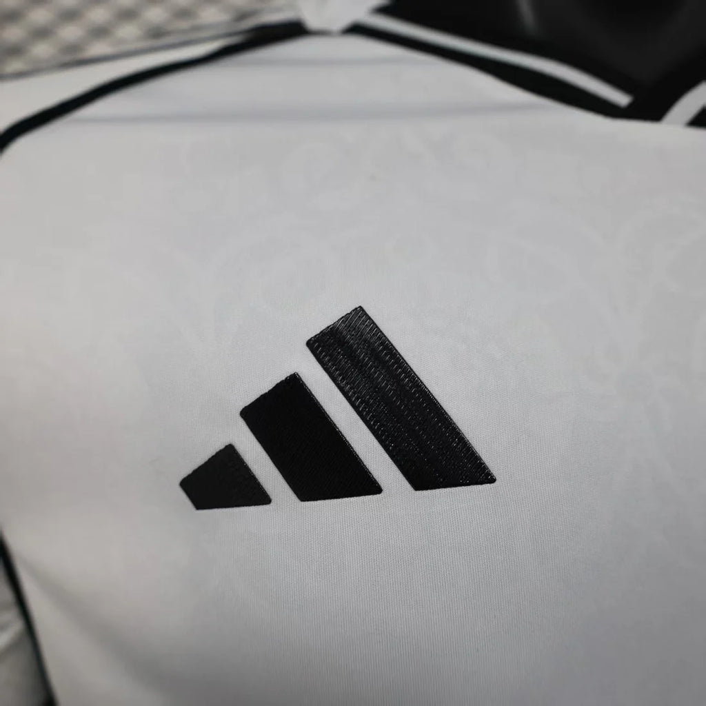 Fulham Home 25-26