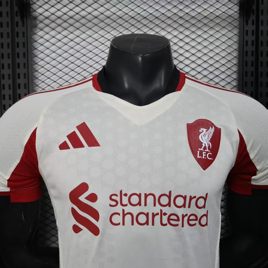 Liverpool Away 25-26