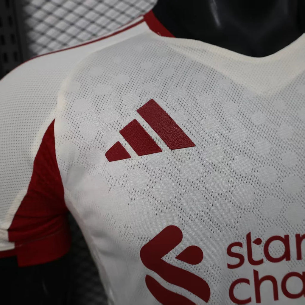 Liverpool Away 25-26