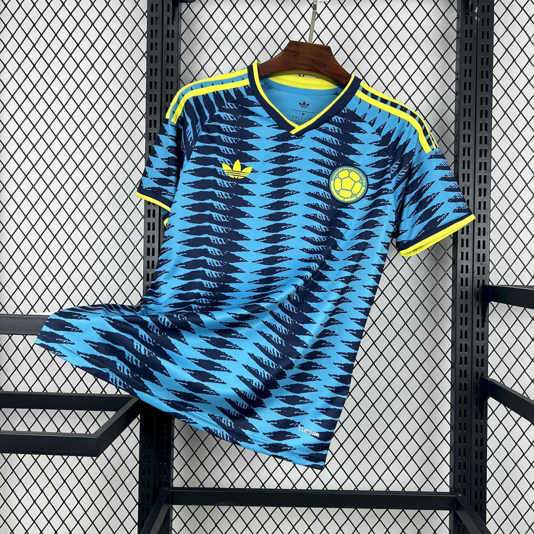 Columbia Away 26